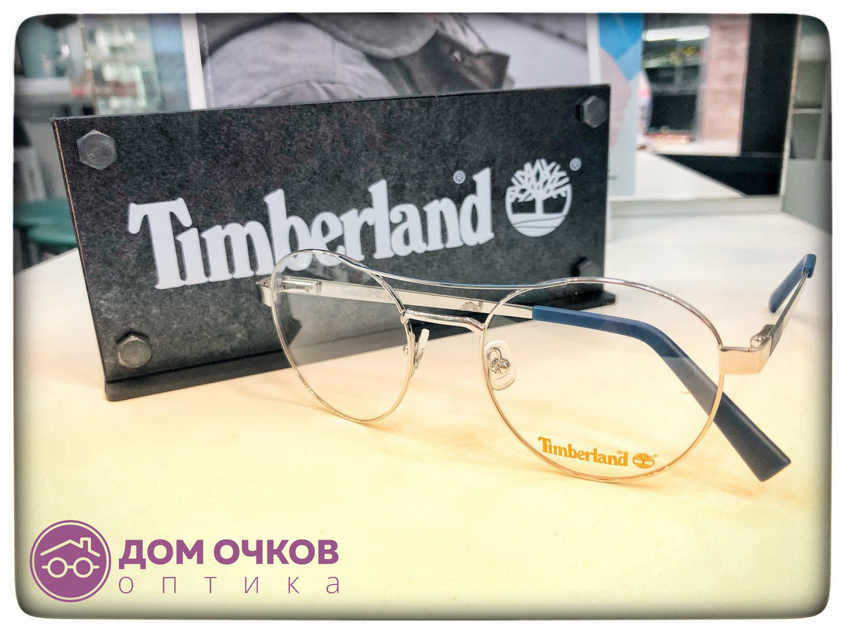 очки fendi женские солнцезащитные. человек в солнечных очках. тони старк в очках эдит. очки подарить. очки подарить.