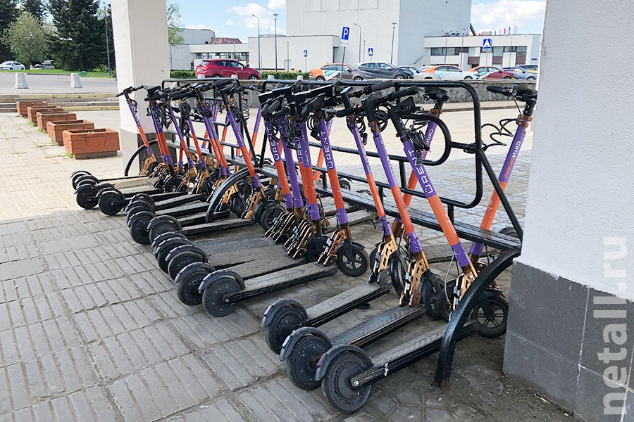 Зеленоградский электросамокат. Самокат в зеленограде. Электросамокаты парковка. Самокат hudora 14751 01 купить в москве. Самокат зеленоград.